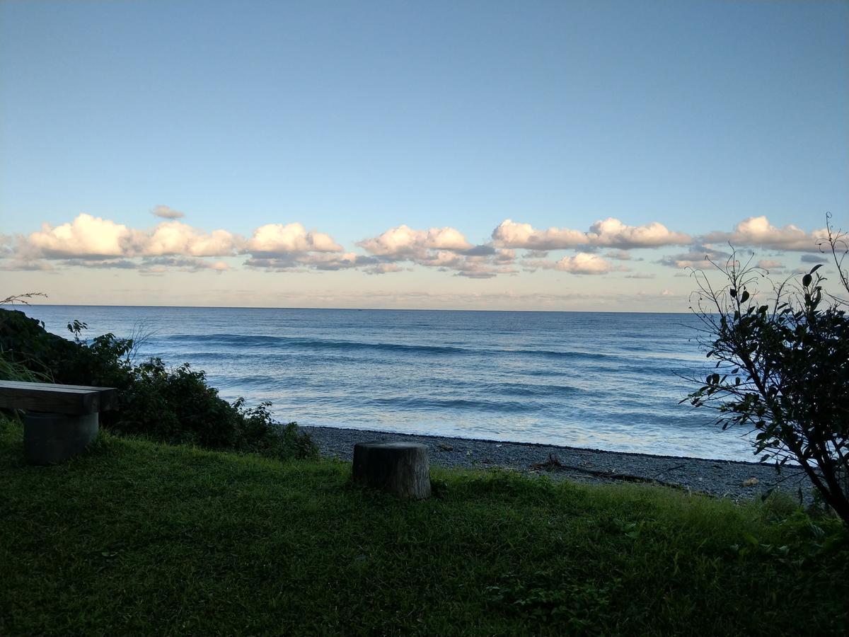 Moonlit Seaview Homestay Donghe Zewnętrze zdjęcie